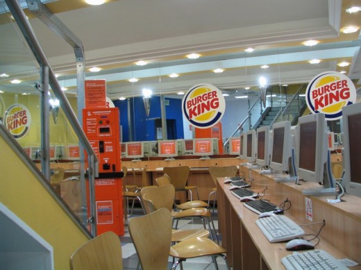Интернет кафе в Бургег Кинг