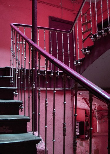Фиолетовая лестница